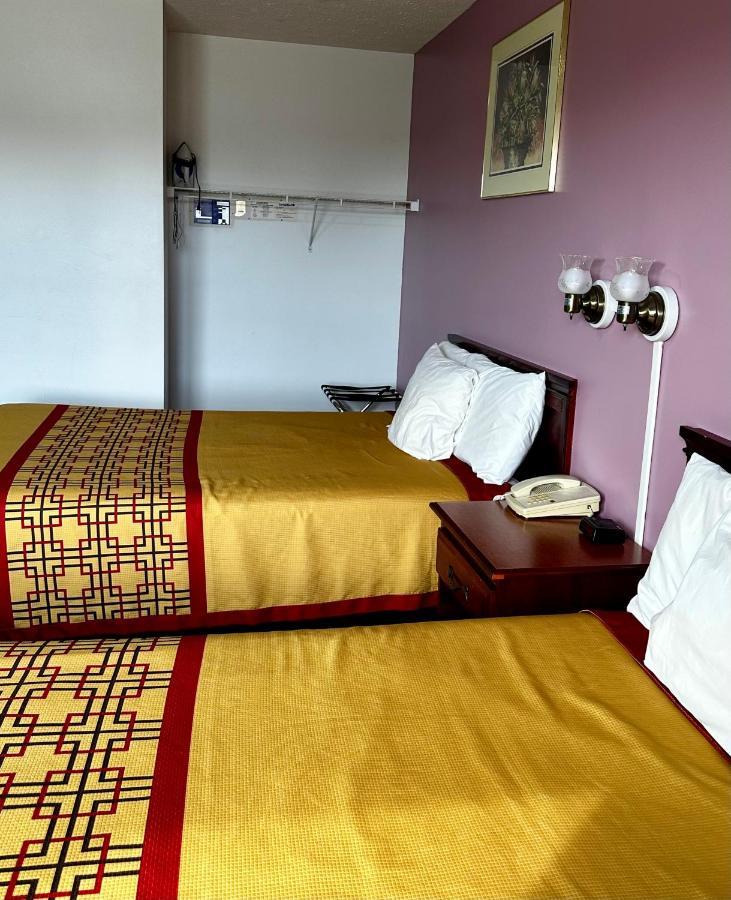 Attica Inn Buitenkant foto